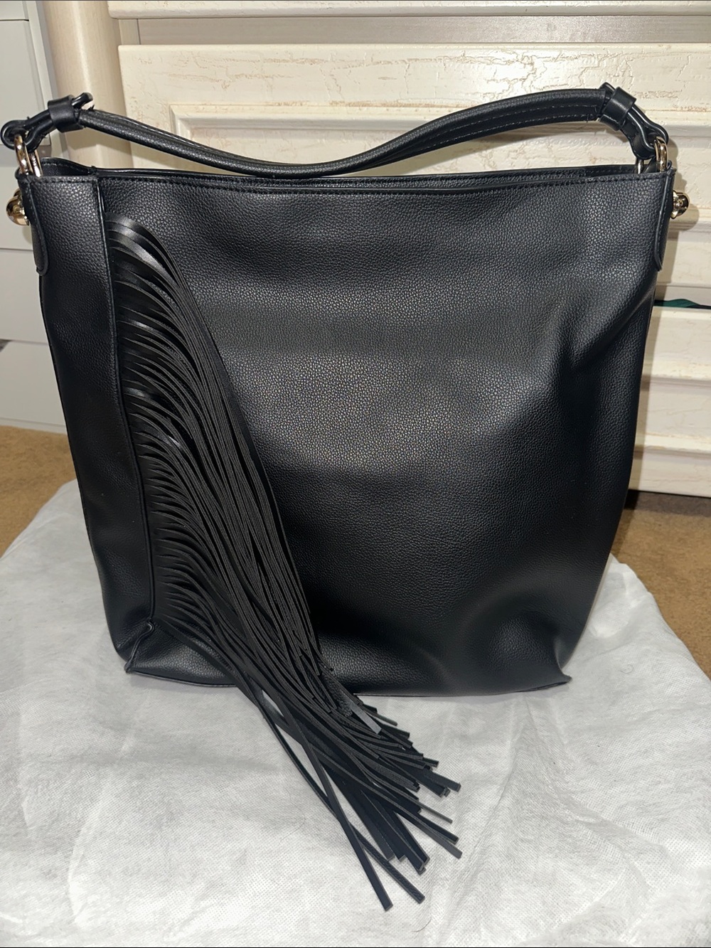 Black Fringe Shoulder Tote Bag - Sleek Everyday Carry
